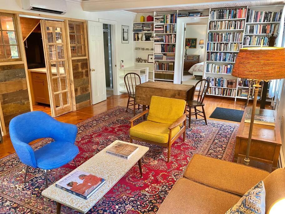 The Farmhouse Suite At Barn & Bike Red Hook ภายนอก รูปภาพ